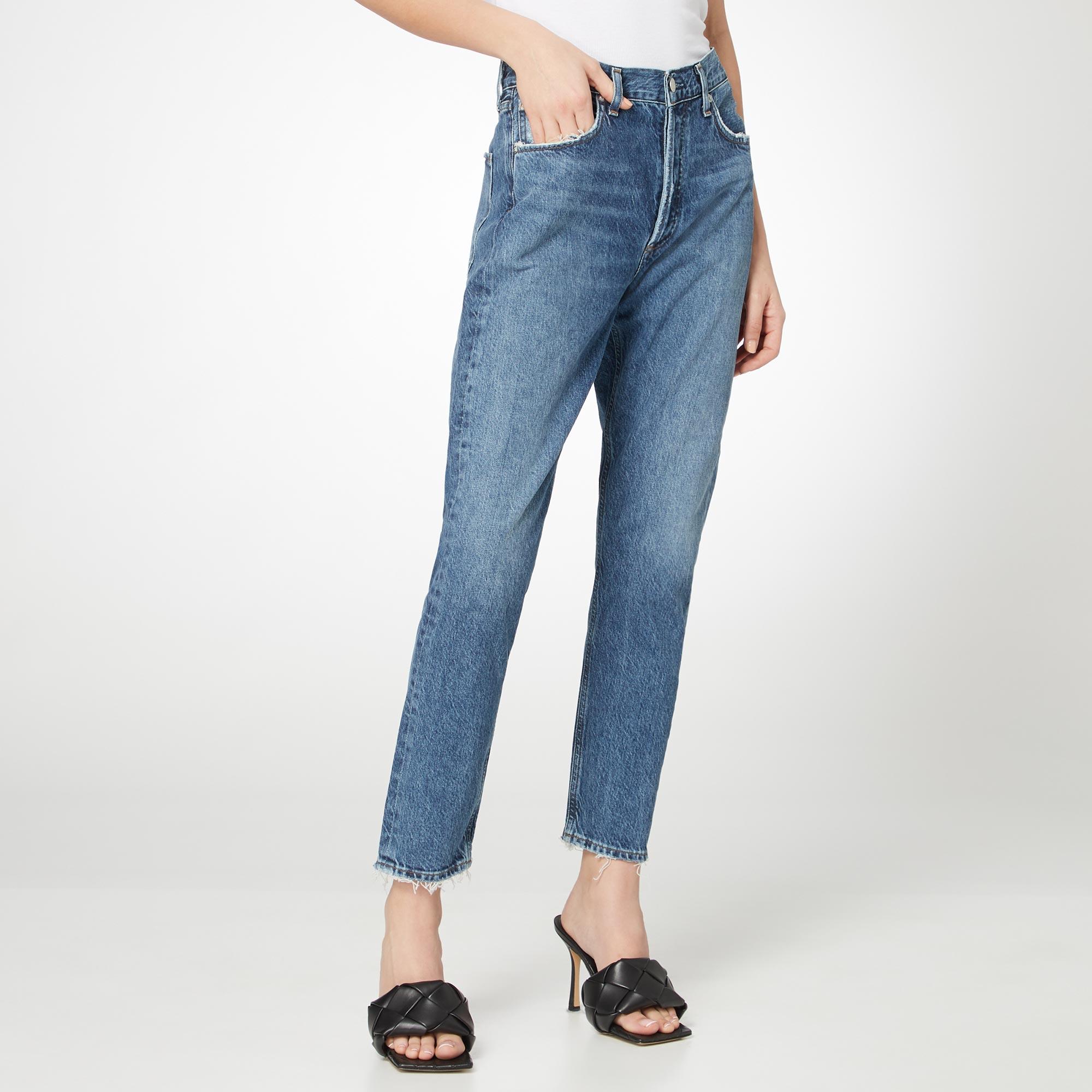 Jamie High-Rise Tapered Jeans